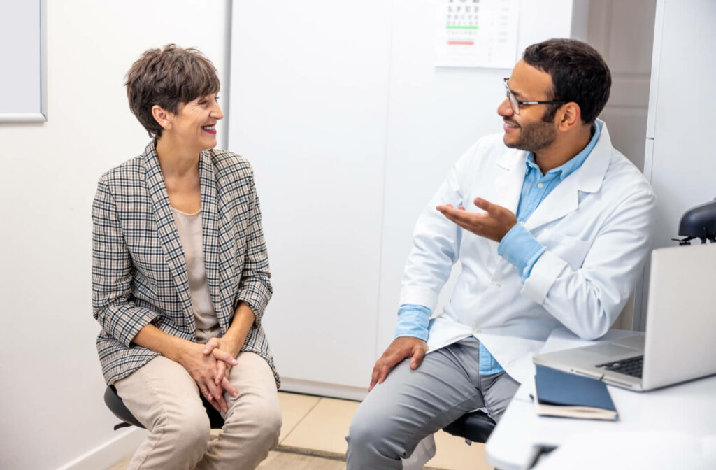 An eye doctor briefing his patient about what to expect during an intense pulsed light (IPL) treatment